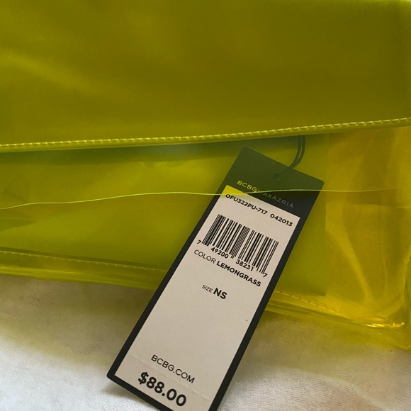 BCBG LEYNA ASYMMETRICAL CLUTCH BNWT LEMONGRASS - Picture 2 of 3
